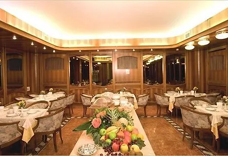 New Alexander Otel