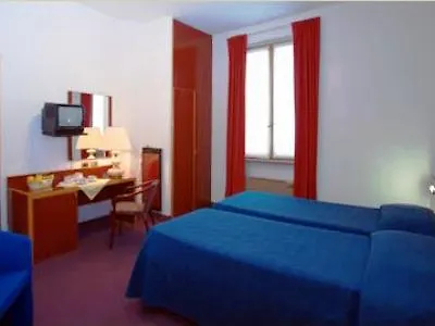 New Alexander 3* Genua