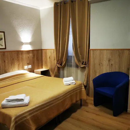 New Alexander Hotell