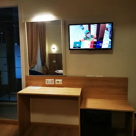 New Alexander 3* Genoa