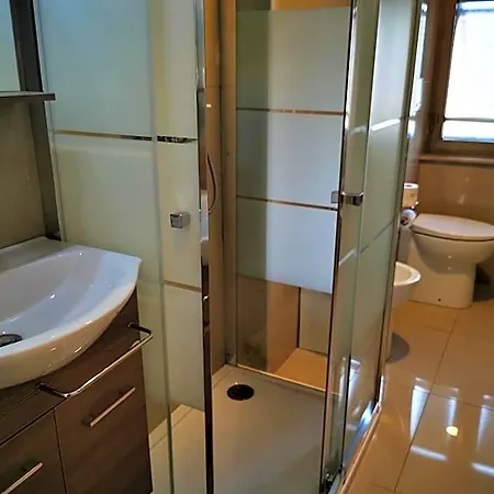 New Alexander Hotel 3*
