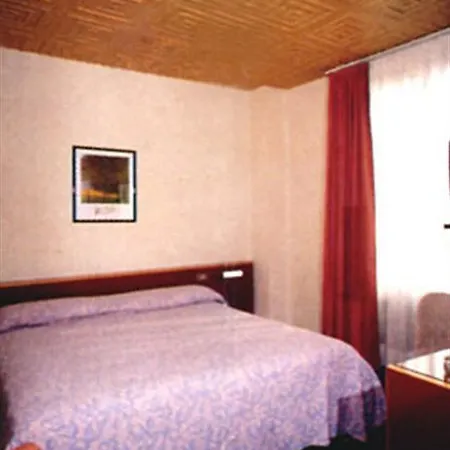 New Alexander 3* Genoa
