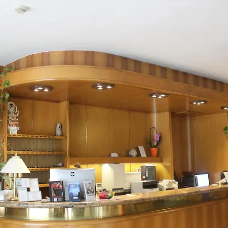 Otel New Alexander Cenova