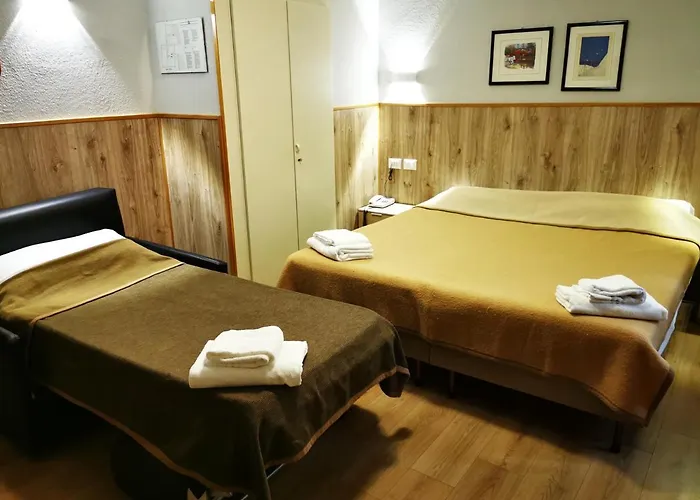 New Alexander Génova