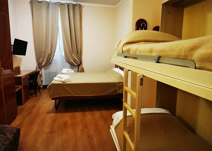 New Alexander Hotel 3*