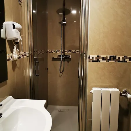 New Alexander 3* Genua